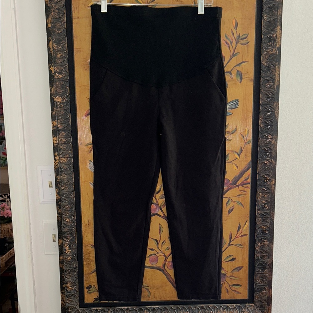 From belly to Baby Alina Mae black maternity pants S